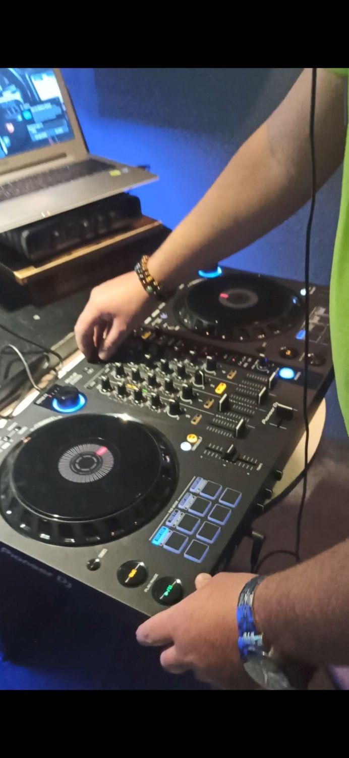 آموزش خصوصی دی جی DJ	